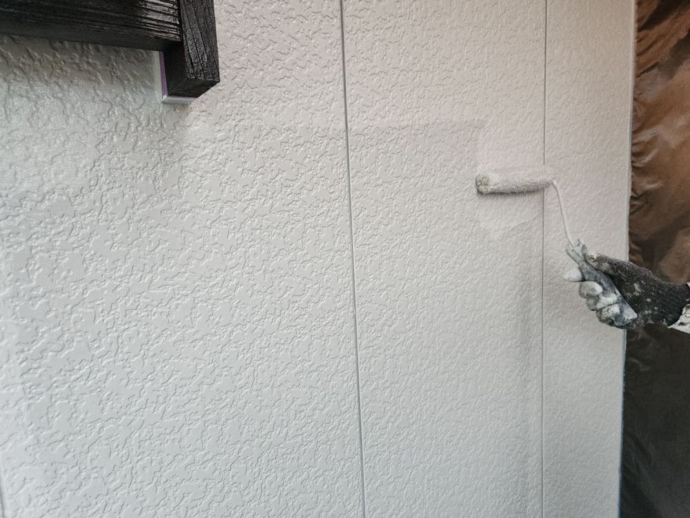 S様(生駒市)外壁‗上塗り 生駒市で外壁・屋根塗装をリペイント匠が施工した写真