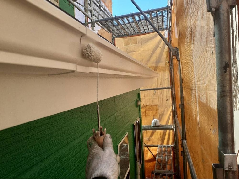 M様(奈良市久居一色町)樋(上塗り) (2) 奈良市の外壁塗装、屋根工事をリペイント匠が施工した写真