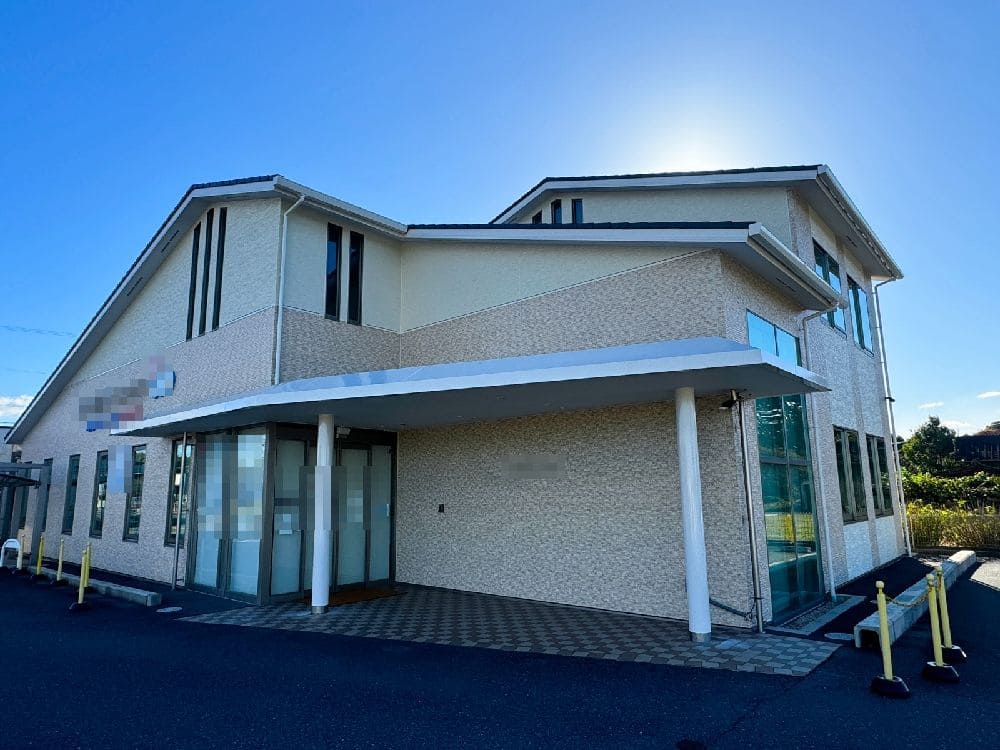 A様(四日市)施工後_外壁全体 (2) 奈良市の外壁塗装、屋根塗装をリペイント匠が施工した写真