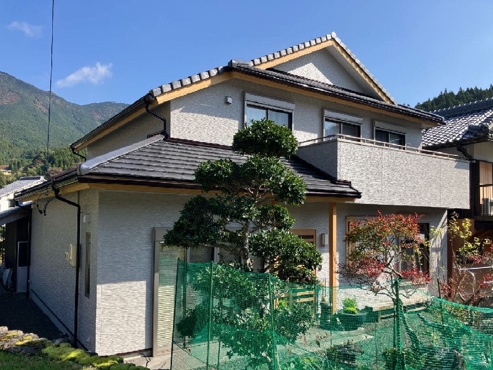 奈良市の外壁塗装をリペイント匠が施工した写真