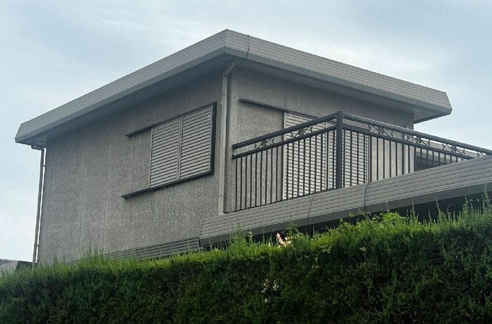 奈良市の外壁塗装、屋根塗装をリペイント匠が施工した写真