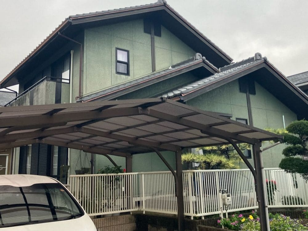 C様(奈良市豊が丘)施工前_外壁全体 奈良市で外壁塗装をリペイント匠が施工した写真
