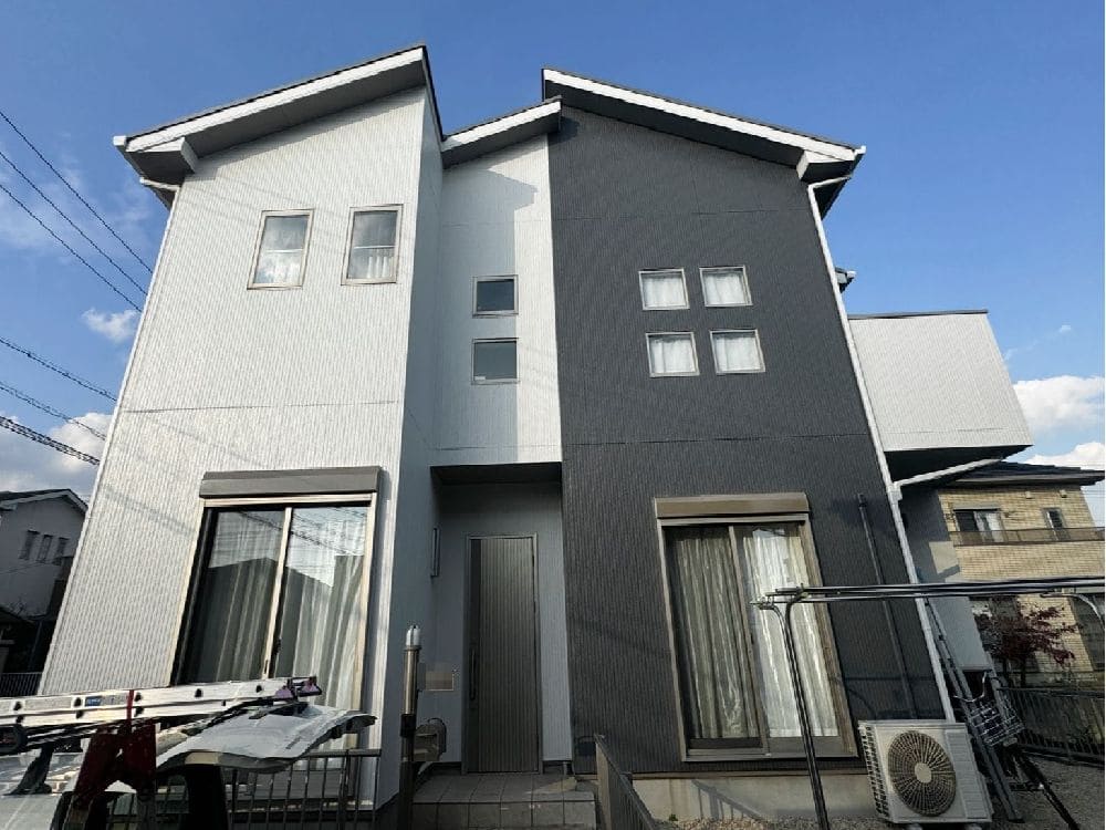 I様(四日市)_施工後_外壁全体 奈良市の外壁塗装、屋根塗装、防水工事をリペイント匠が施工した写真