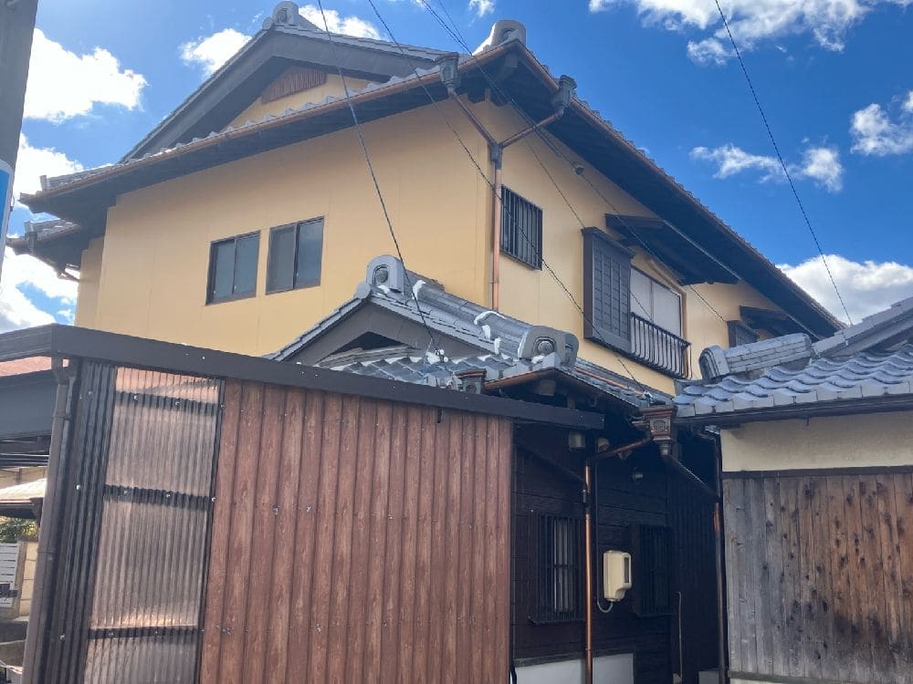 S様(津)_施工後_外壁全体 奈良市の外壁塗装をリペイント匠が施工した写真