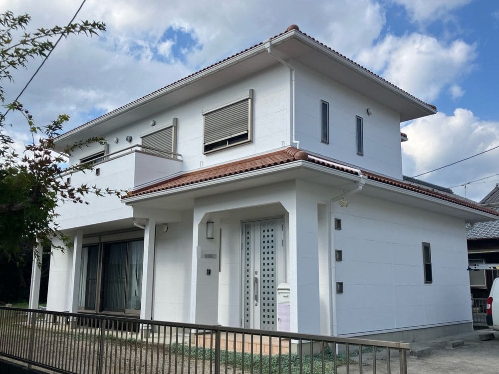 生駒市_T様_施工後_全体2 生駒市の外壁塗装、防水工事をリペイント匠が施工した写真
