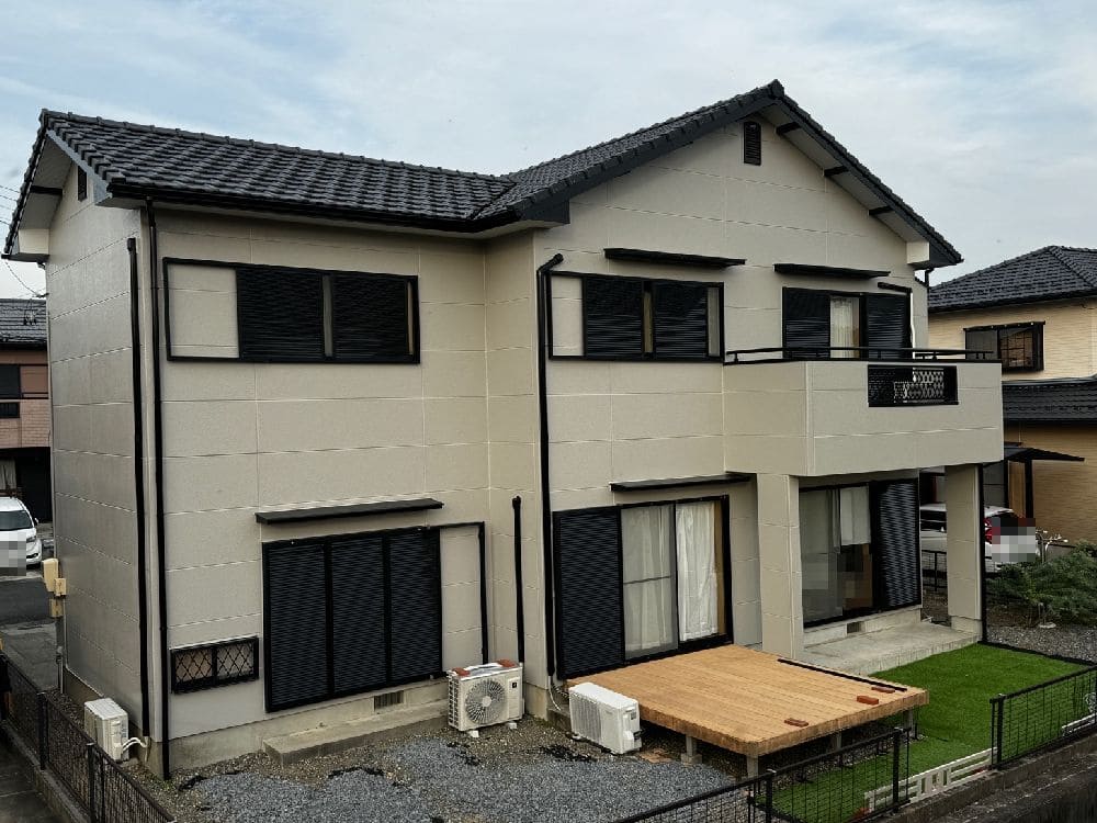 I様(四日市)施工後_外壁全体 (2) 奈良市の外壁塗装、防水工事をリペイント匠が施工した写真