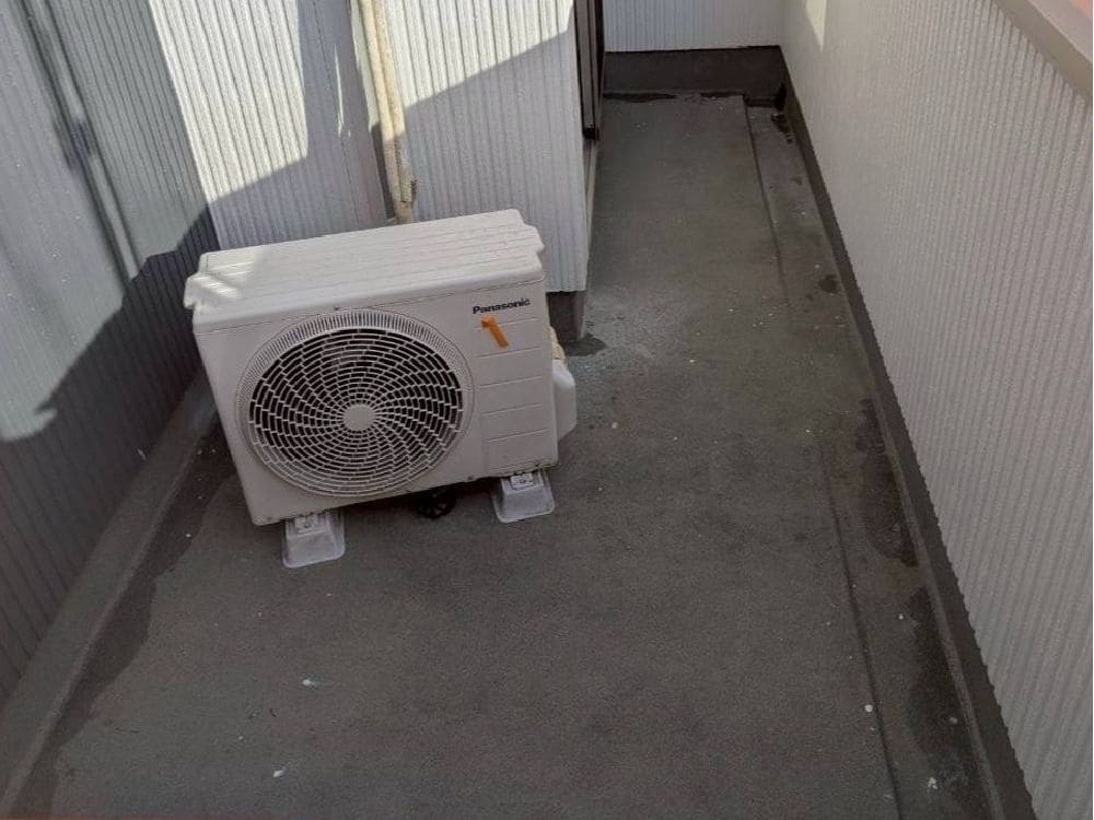 奈良市の外壁塗装、屋根塗装、防水工事をリペイント匠が施工した写真