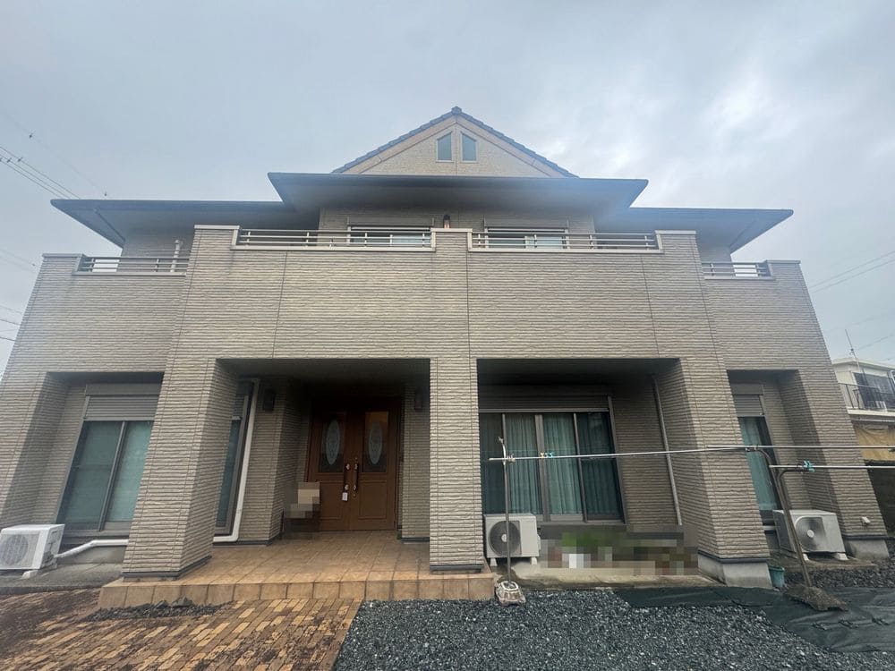 S様_生駒市__施工前_外壁全体 生駒市の外壁塗装、防水工事をリペイント匠が施工した写真