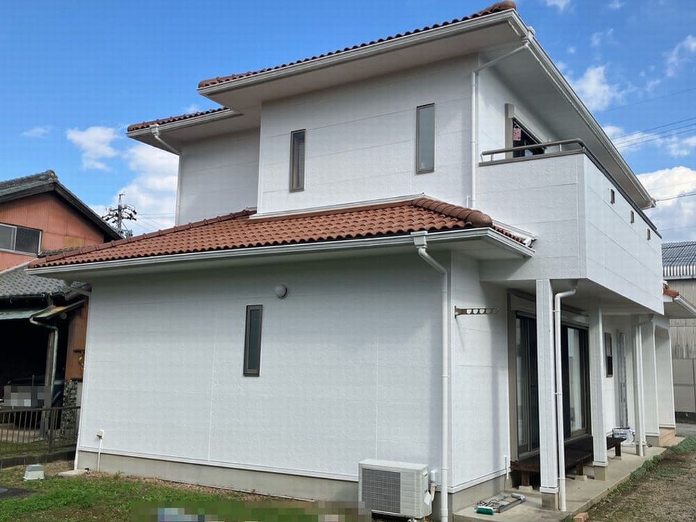 生駒市_T様_施工後_全体3 生駒市の外壁塗装、防水工事をリペイント匠が施工した写真
