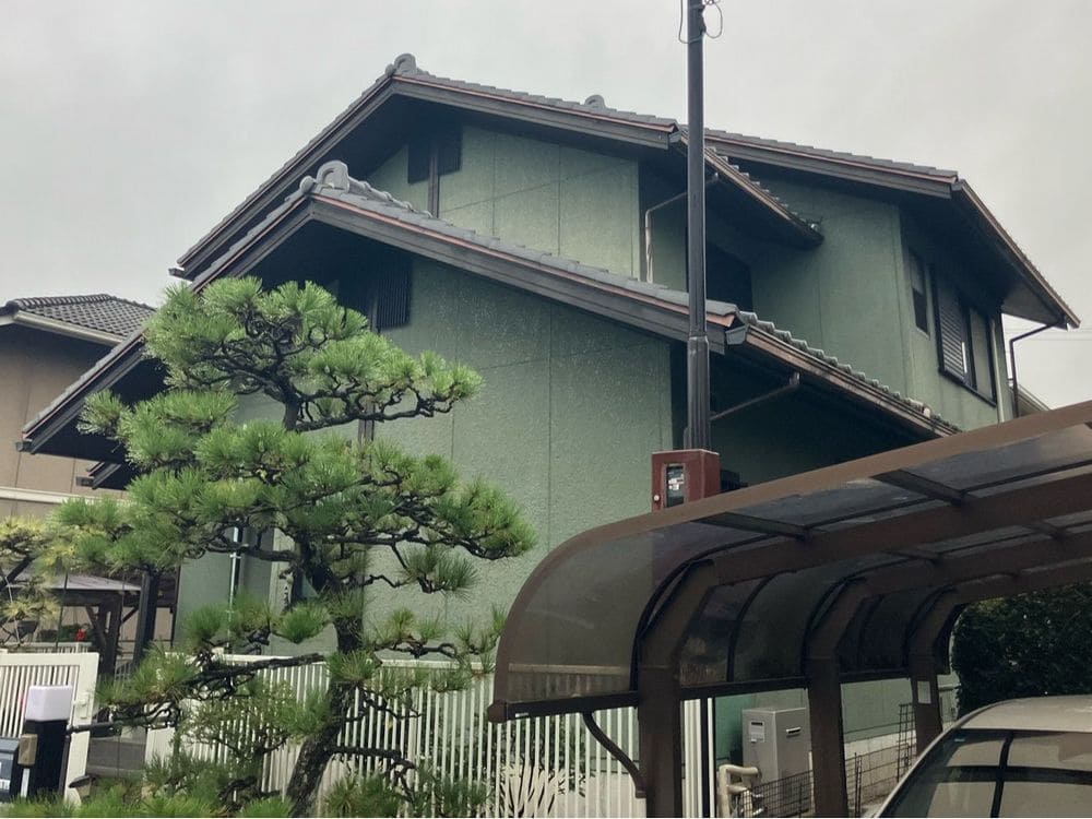 C様(奈良市豊が丘)_施工前_外壁全体 奈良市で外壁塗装をリペイント匠が施工した写真
