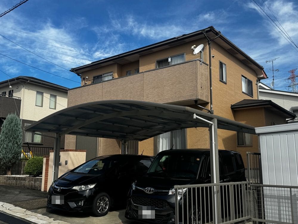 O様(奈良市陽だまりの丘)_施工前_外壁全体 (3) 奈良市の外壁塗装、屋根塗装、防水工事をリペイント匠が施工した写