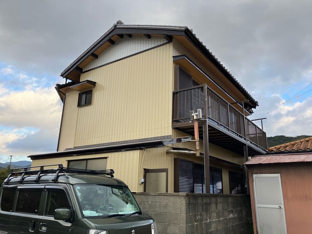 施工後_外壁全体 北牟婁郡で外壁塗装をリペイント匠が施工した写真