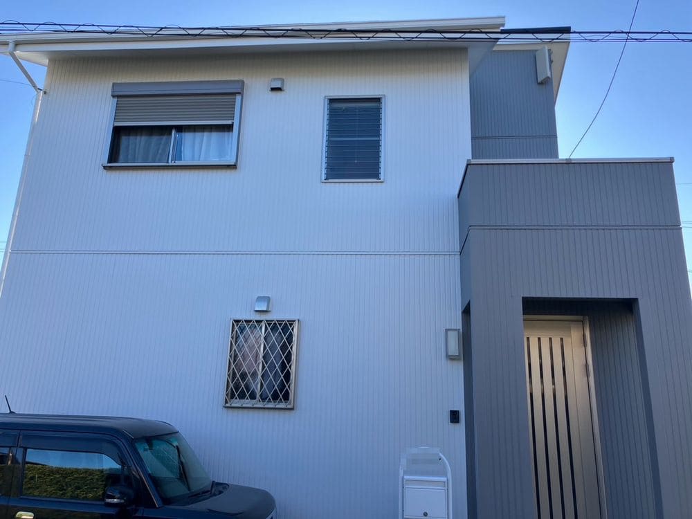 施工後_外壁全体 生駒市で外壁塗装、屋根塗装、防水工事をリペイント匠が施工した写真