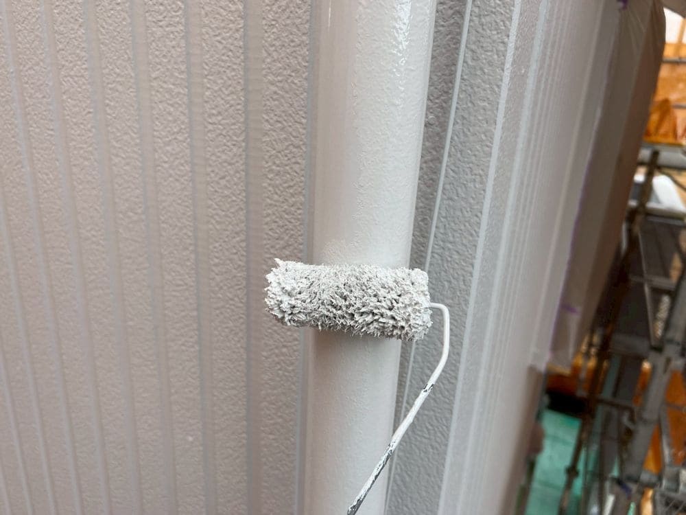 樋(上塗り) 生駒市で外壁屋根塗装と防水工事をリペイント匠が施工した写真