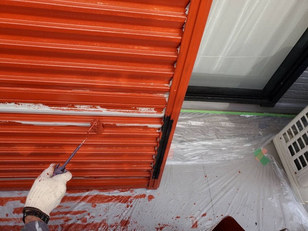 生駒市_M様_雨戸(下塗り) 生駒市の外壁塗装、屋根塗装をリペイント匠が施工した写真
