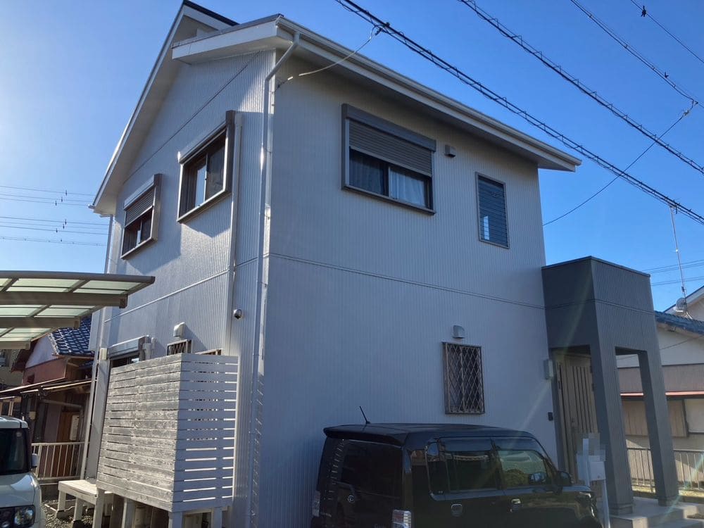 施工後_外壁全体 (3) 生駒市で外壁塗装、屋根塗装、防水工事をリペイント匠が施工した写真