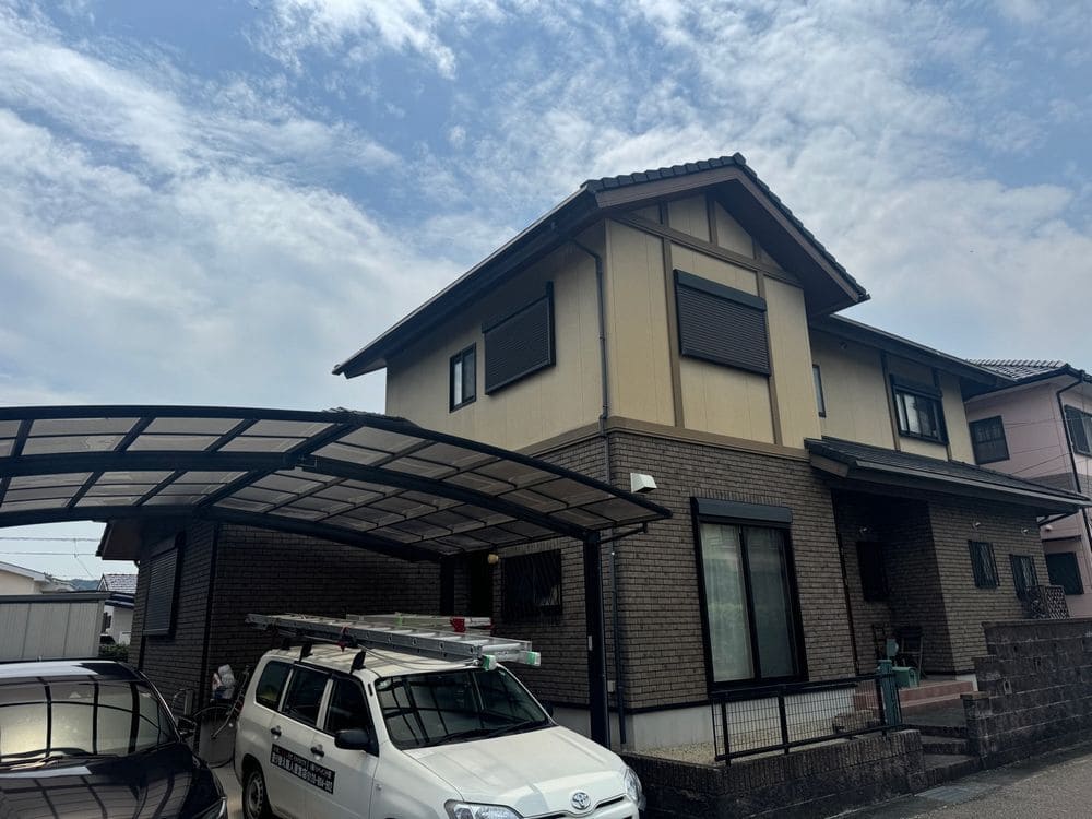 三重郡菰野町_K様_施工前_外壁全体③ 三重郡菰野町の外壁塗装をリペイント匠が施工した写真