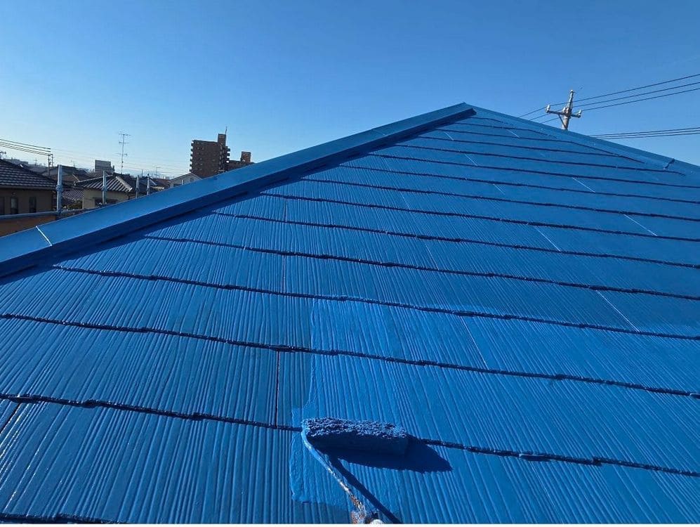 生駒市_Y様_屋根(上塗り1) 生駒市の外壁塗装、屋根塗装をリペイント匠が施工した写真