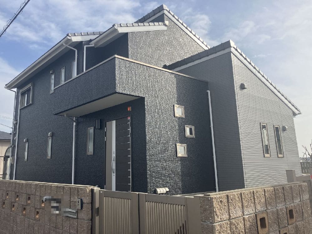 M様(津)施工後_外壁全体 (7) 奈良市で外壁塗装をリペイント匠が施工した写真