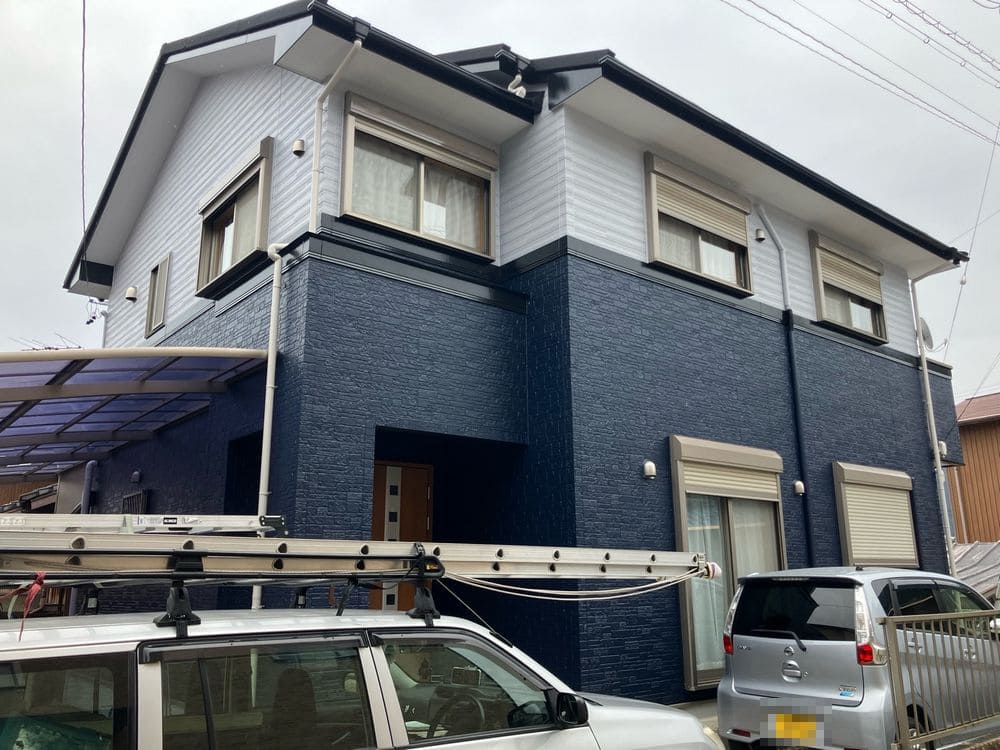 外壁_施工後 尾鷲市の外壁塗装・屋根工事・防水工事をリペイント匠が施工した写真