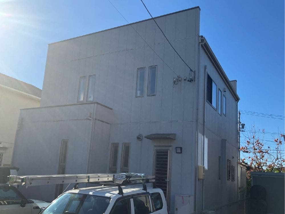 Y様(亀山)_施工前_外壁全体 生駒市の外壁塗装、防水工事をリペイント匠が施工した写真