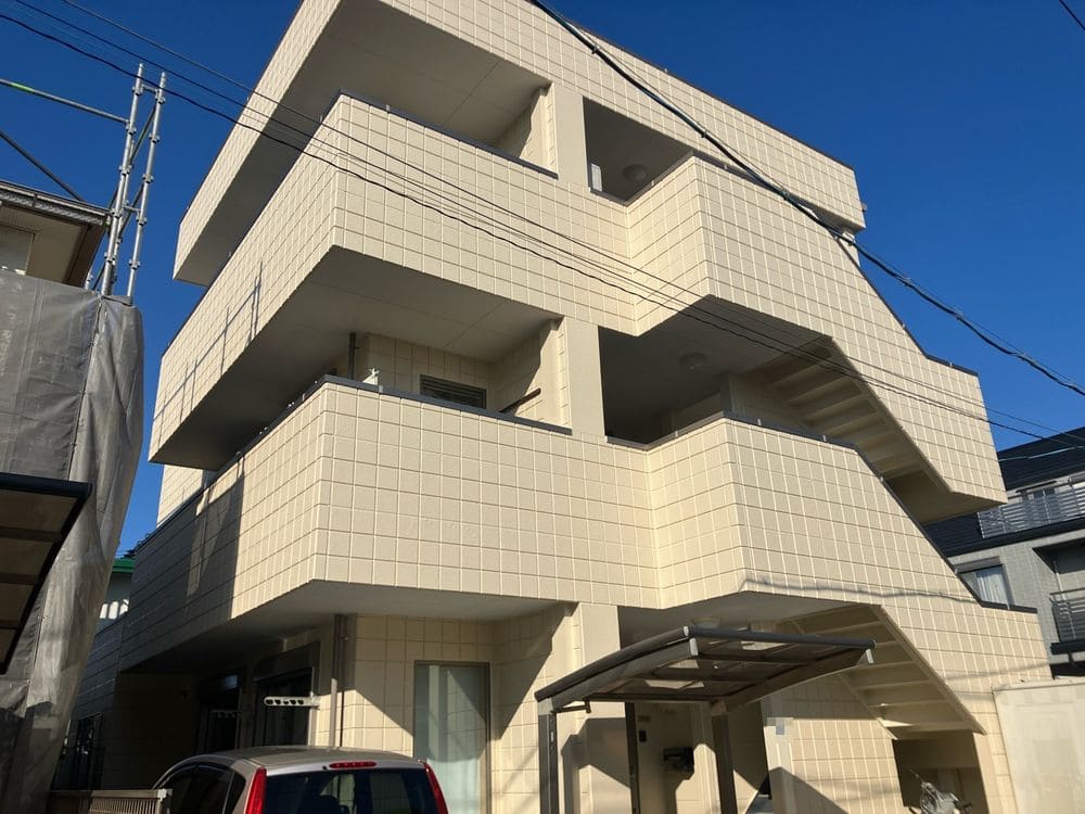 生駒市_S様_施工後_全体 (2) 生駒市の外壁塗装、屋根塗装、防水工事をリペイント匠が施工した写真