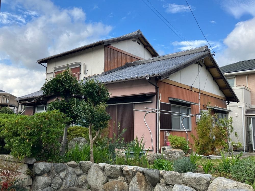 橿原市の外壁塗装をリペイント匠が施工した写真