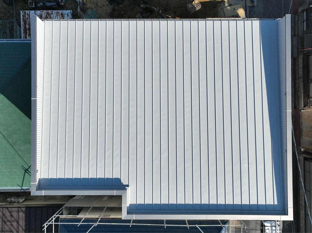 生駒市_S様_施工後_屋根 生駒市の外壁塗装、屋根塗装、防水工事をリペイント匠が施工した写真