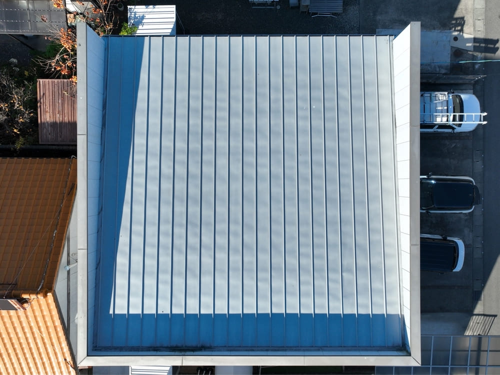 Y様(亀山)施工前_屋根全体 生駒市の外壁塗装、防水工事をリペイント匠が施工した写真