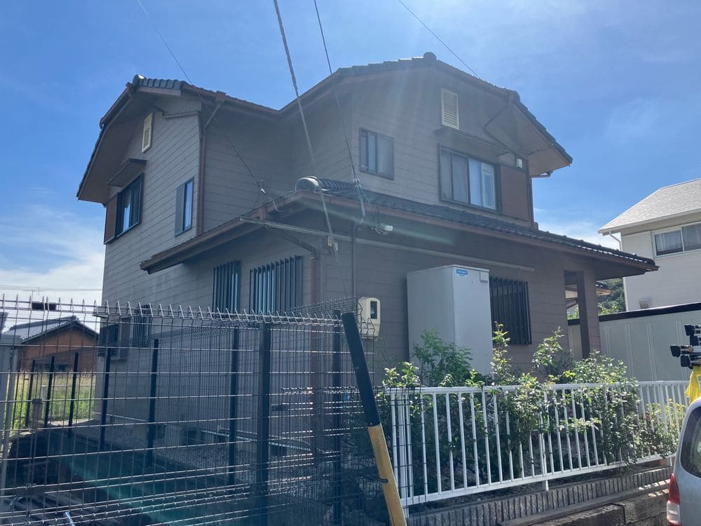 施工前_外壁全体 (3) 生駒市で外壁・屋根塗装をリペイント匠が施工した写真