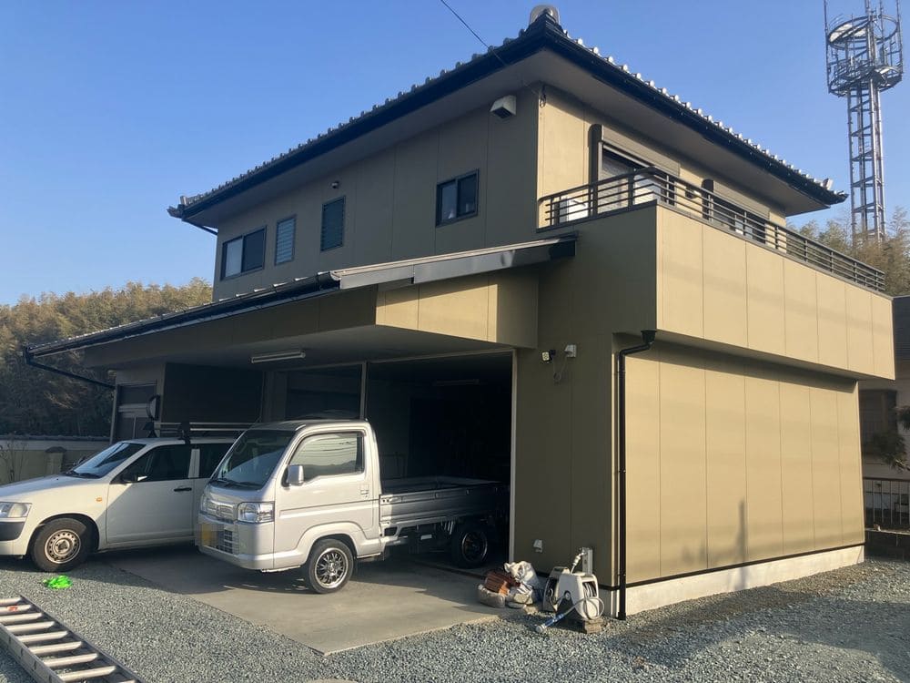 施工後_外壁全体 (4) 生駒市で外壁塗装と防水工事をリペイント匠が施工した写真