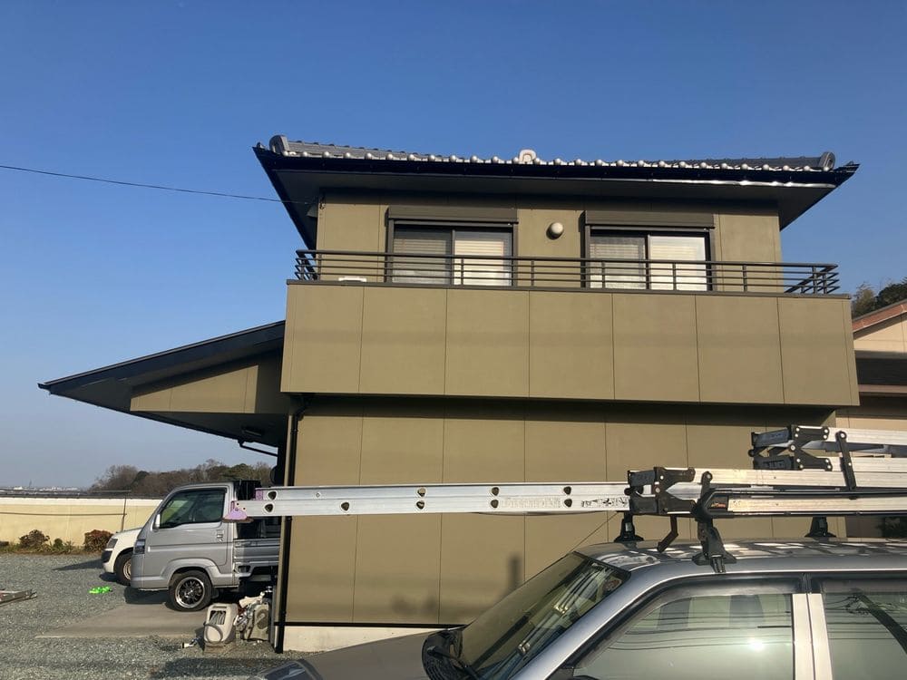 施工後_外壁全体 (5) 生駒市で外壁塗装と防水工事をリペイント匠が施工した写真