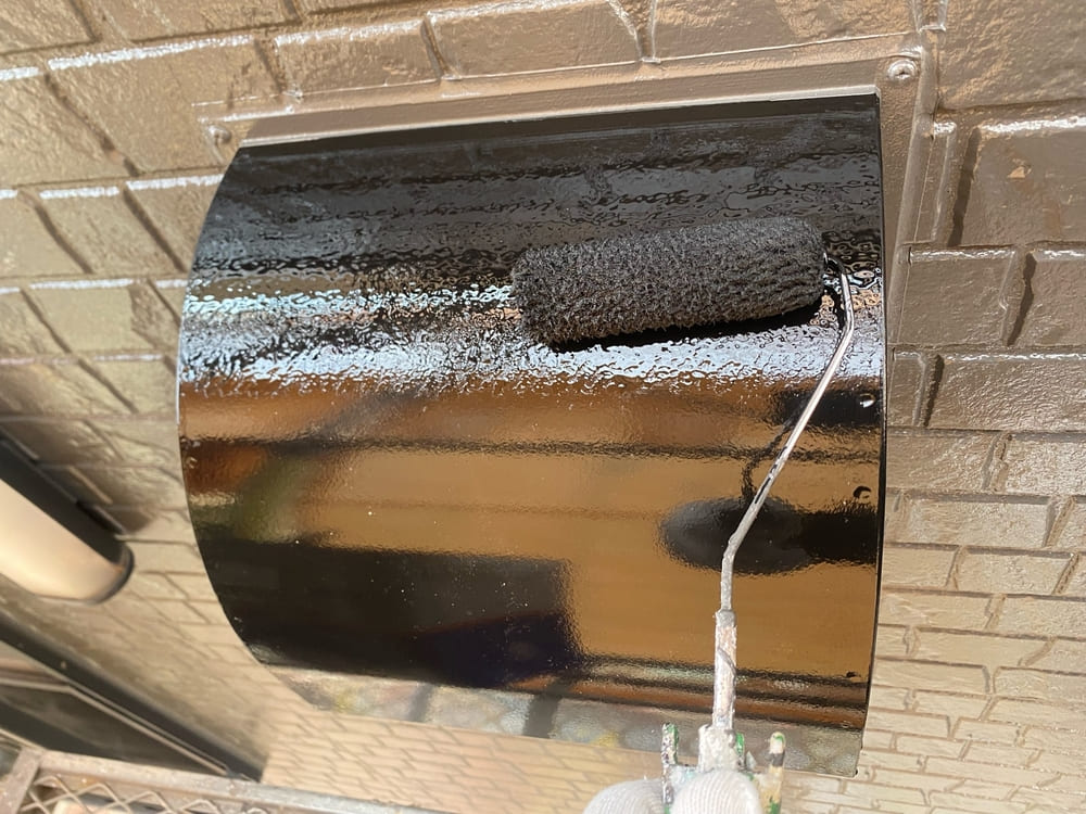 K様(津)換気フード(上塗り) (2) 奈良市の外壁塗装をリペイント匠が施工した写真