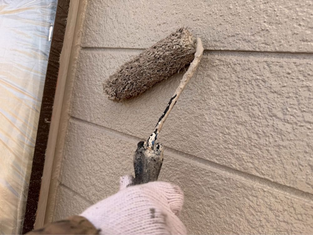 外壁(上塗り1) 生駒市で外壁・屋根塗装をリペイント匠が施工した写真