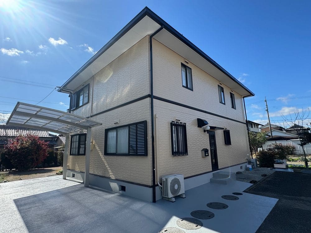 奈良市の外壁・屋根塗装をリペイント匠が施工した写真