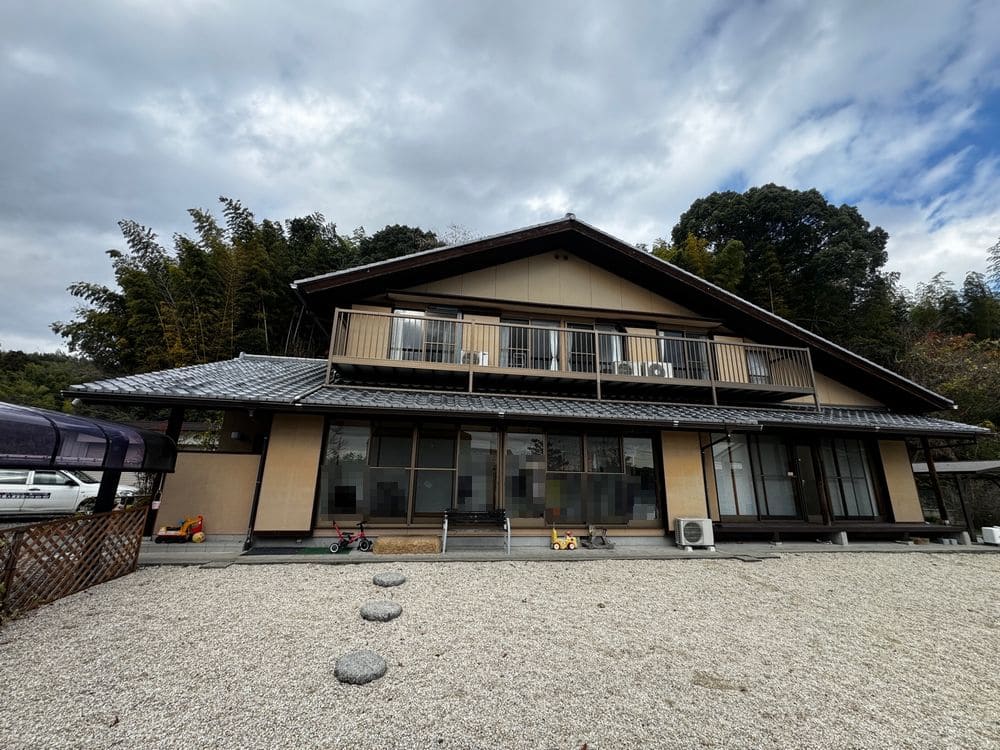 奈良市の外壁塗装をリペイント匠が施工した写真