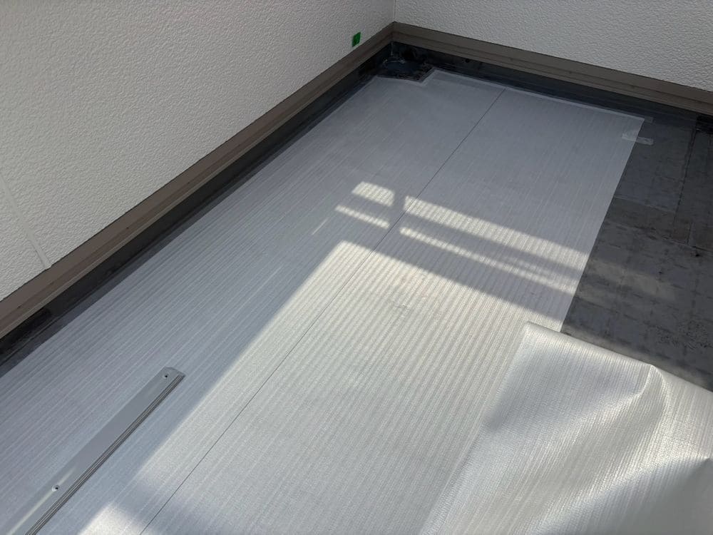 奈良市_I様_防水(絶縁シート貼り) 奈良市の防水工事をリペイント匠が施工した写真