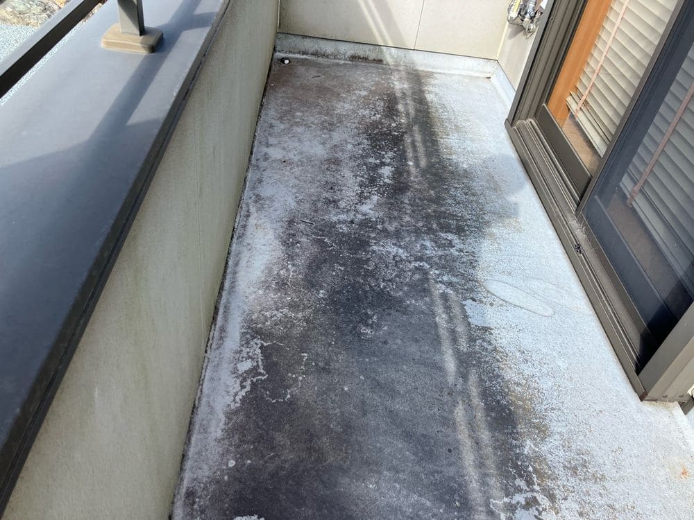 防水_施工前 生駒市で外壁塗装と防水工事をリペイント匠が施工した写真