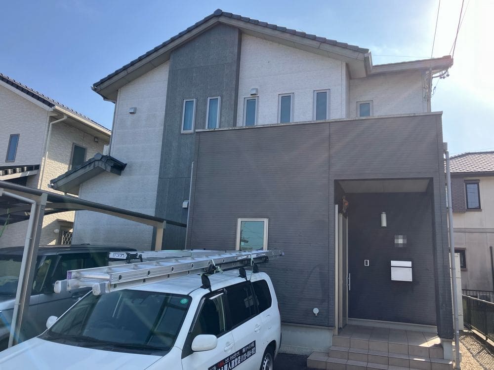 施工前_外壁全体 (2) 生駒市で外壁塗装をリペイント匠が施工した写真