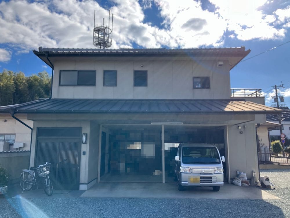 離れ_施工前_外壁全体 (3) 生駒市で外壁塗装と防水工事をリペイント匠が施工した写真