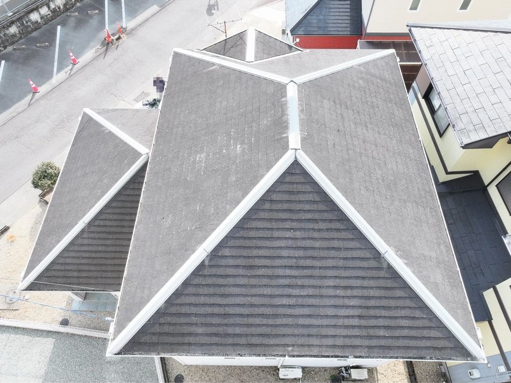 S様(尾鷲市古戸町)施工前_屋根全体 尾鷲市の外壁塗装、屋根塗装をリペイント匠が施工した写真
