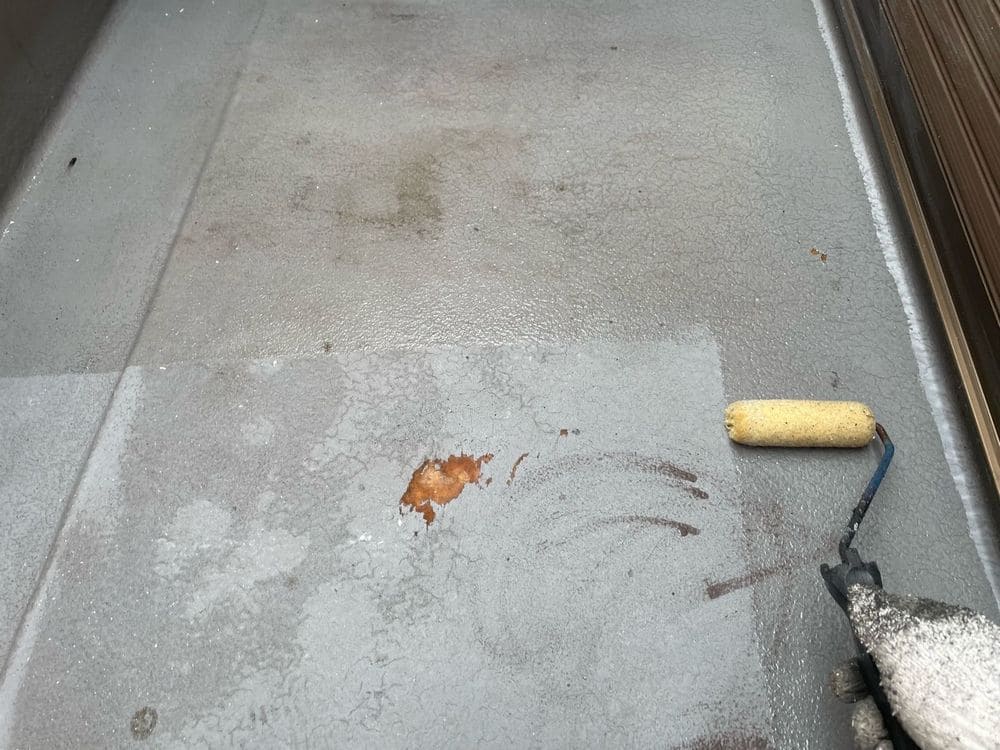 K様(奈良市星見ヶ丘)防水(プライマー) 奈良市の外壁塗装、屋根塗装、防水工事をリペイント匠が施工した写真