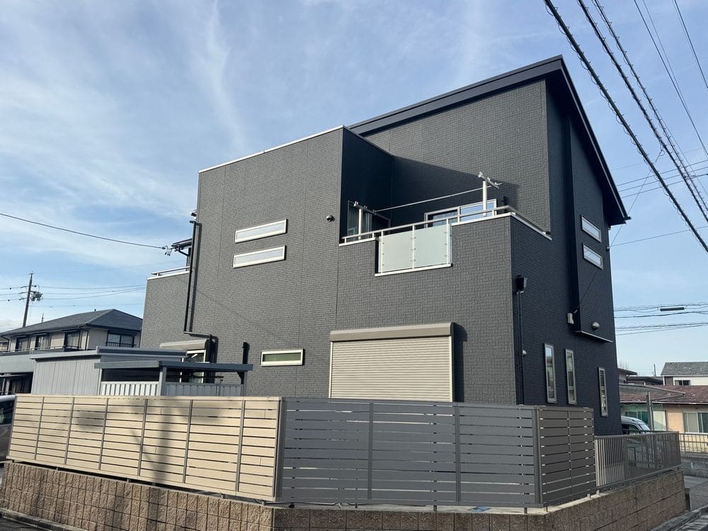 奈良市の外壁・屋根塗装をリペイント匠が施工した写真
