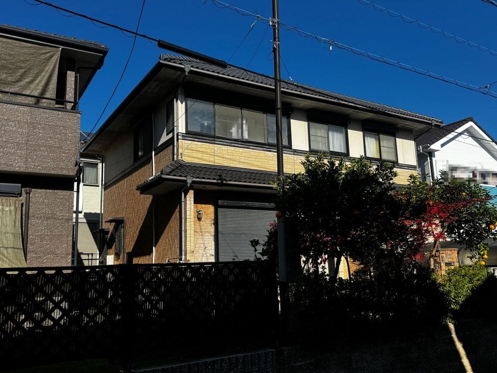奈良市_Y様_外壁全体②(施工前) 奈良市の外壁塗装をリペイント匠が施工した写真