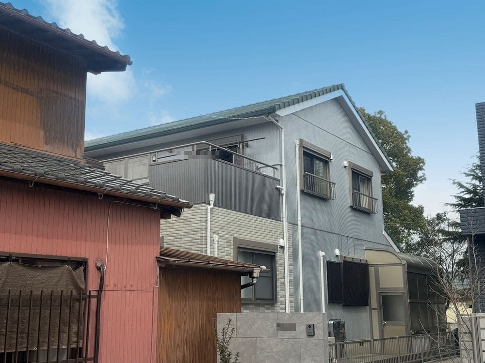 施工後_外壁全体 生駒市で外壁塗装と防水工事をリペイント匠が施工した写真