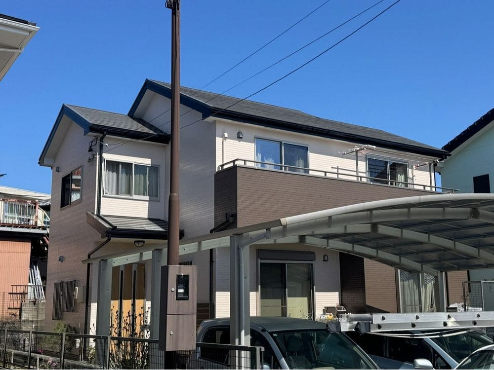 Y様(三重郡菰野町)施工後_外壁全体 (1) 三重郡菰野町の外壁・防水工事をリペイント匠が施工した写真