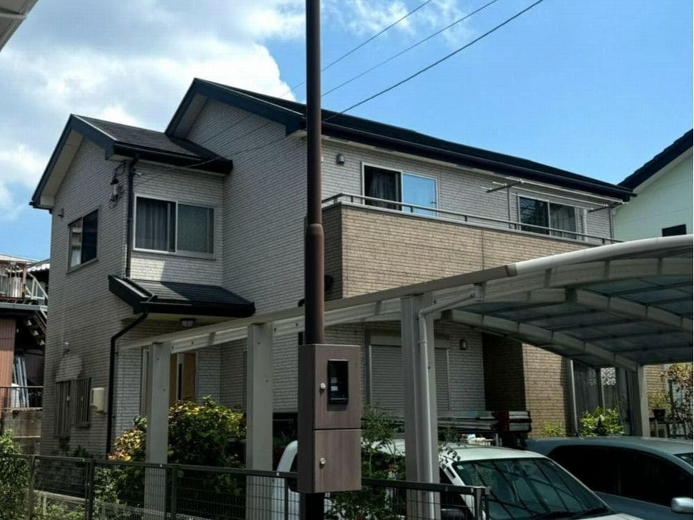 Y様(三重郡菰野町)施工前_外壁全体 (1) 三重郡菰野町の外壁・防水工事をリペイント匠が施工した写真