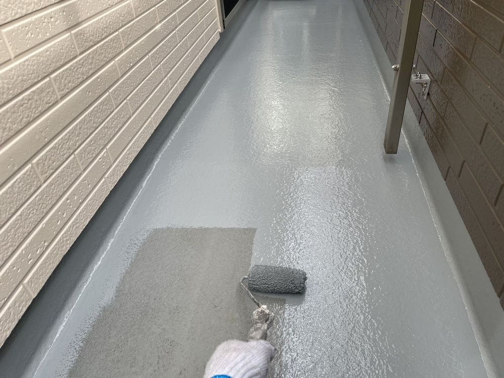 Y様(三重郡菰野町)防水(トップコート) (1) 三重郡菰野町の外壁・防水工事をリペイント匠が施工した写真