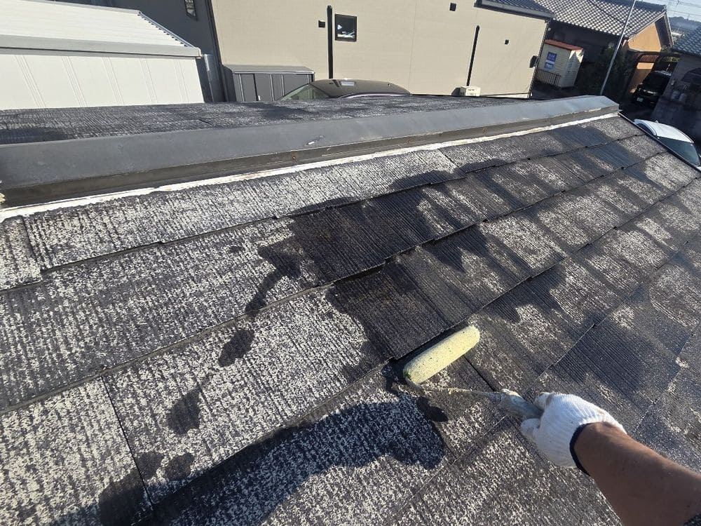 奈良市_I様_倉庫屋根(下塗り) 奈良市の外壁塗装をリペイント匠が施工した写真