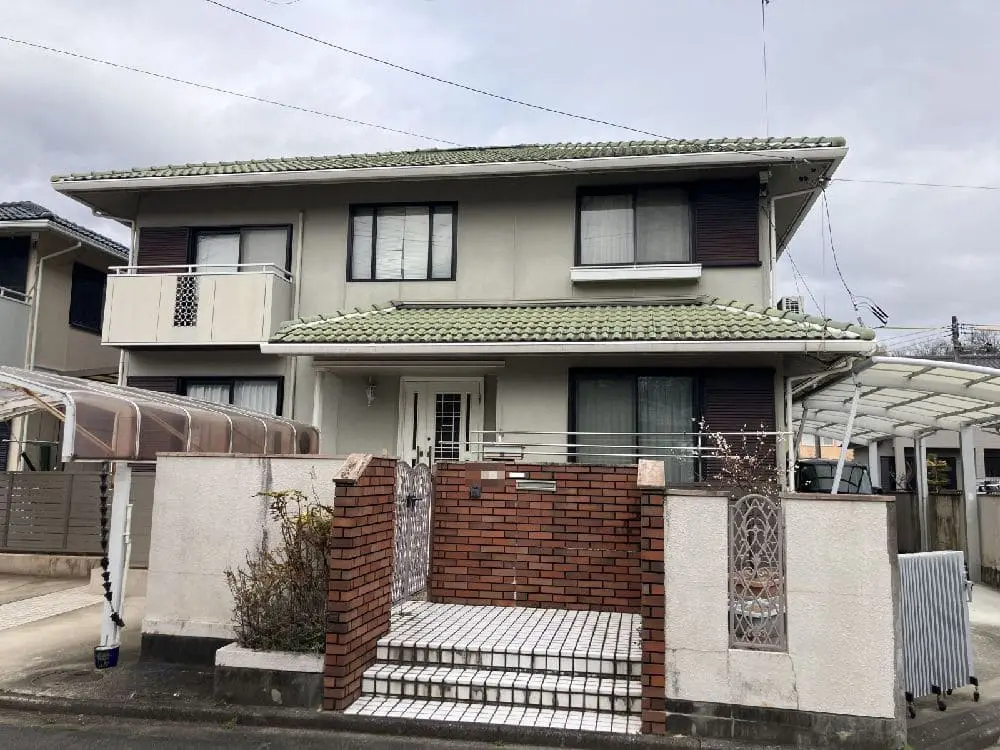 S様奈良市施工前 奈良市の外壁塗装、屋根塗装をリペイント匠が施工した写真